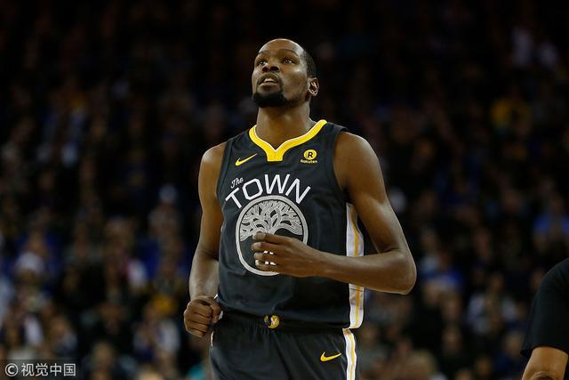 犹豫！张镇麟10中2仅得4分 正负值-13全队最低